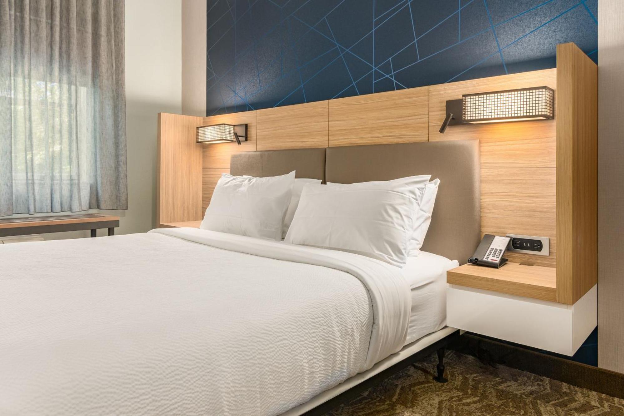 คอมฟอร์ต สวีท Hotel ฟรีพอร์ต ภายนอก รูปภาพ