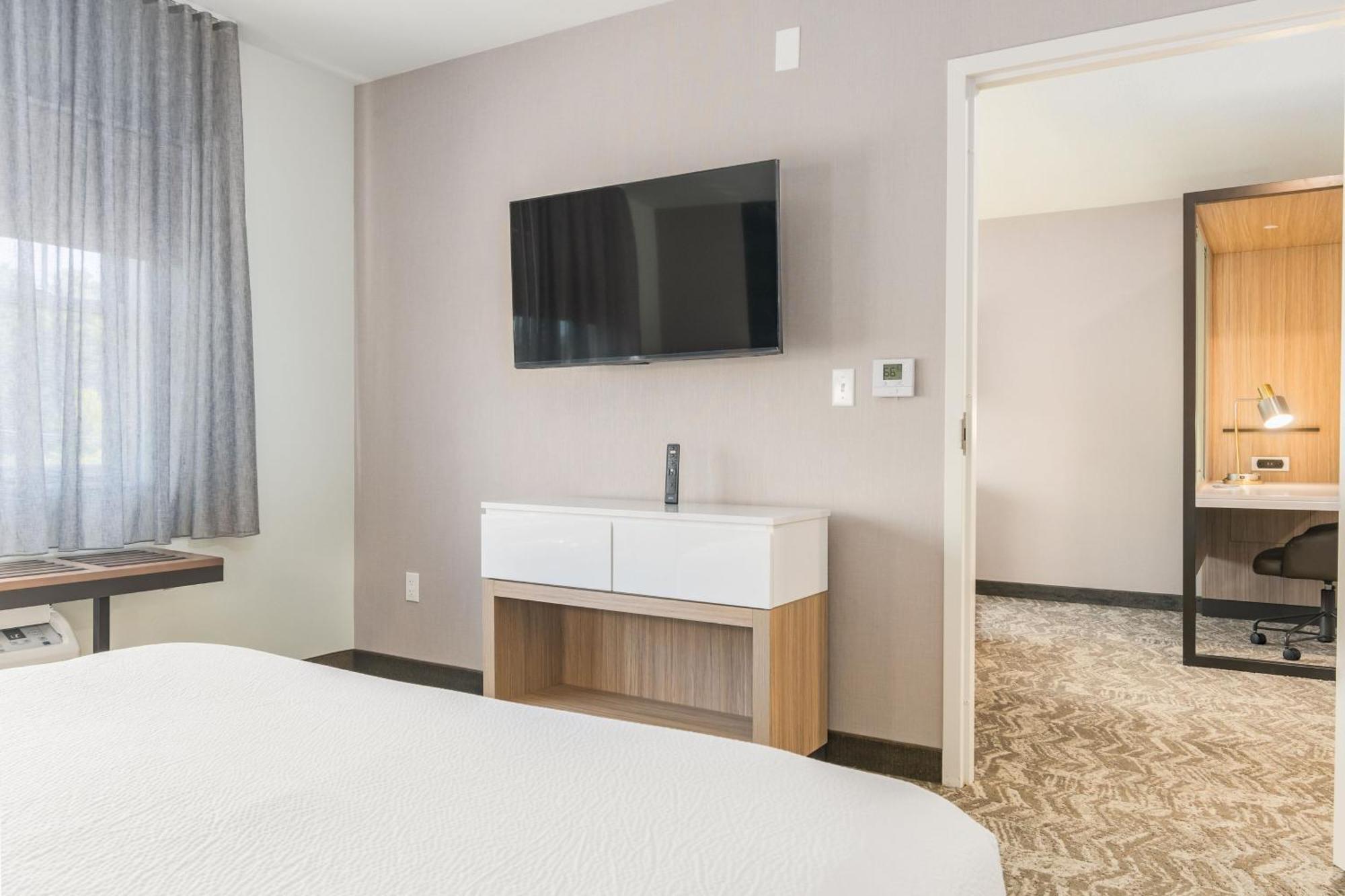 คอมฟอร์ต สวีท Hotel ฟรีพอร์ต ภายนอก รูปภาพ