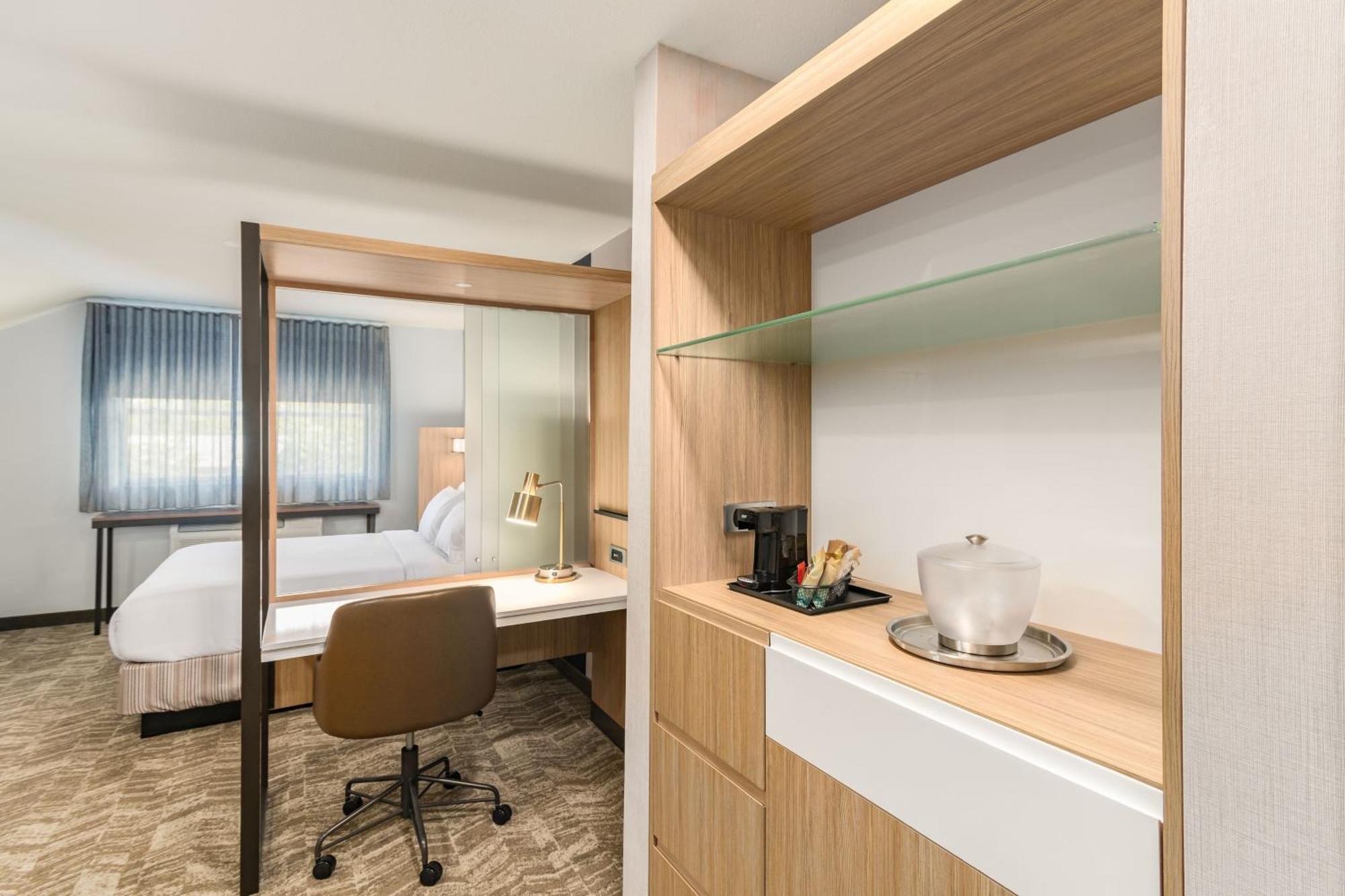 คอมฟอร์ต สวีท Hotel ฟรีพอร์ต ภายนอก รูปภาพ