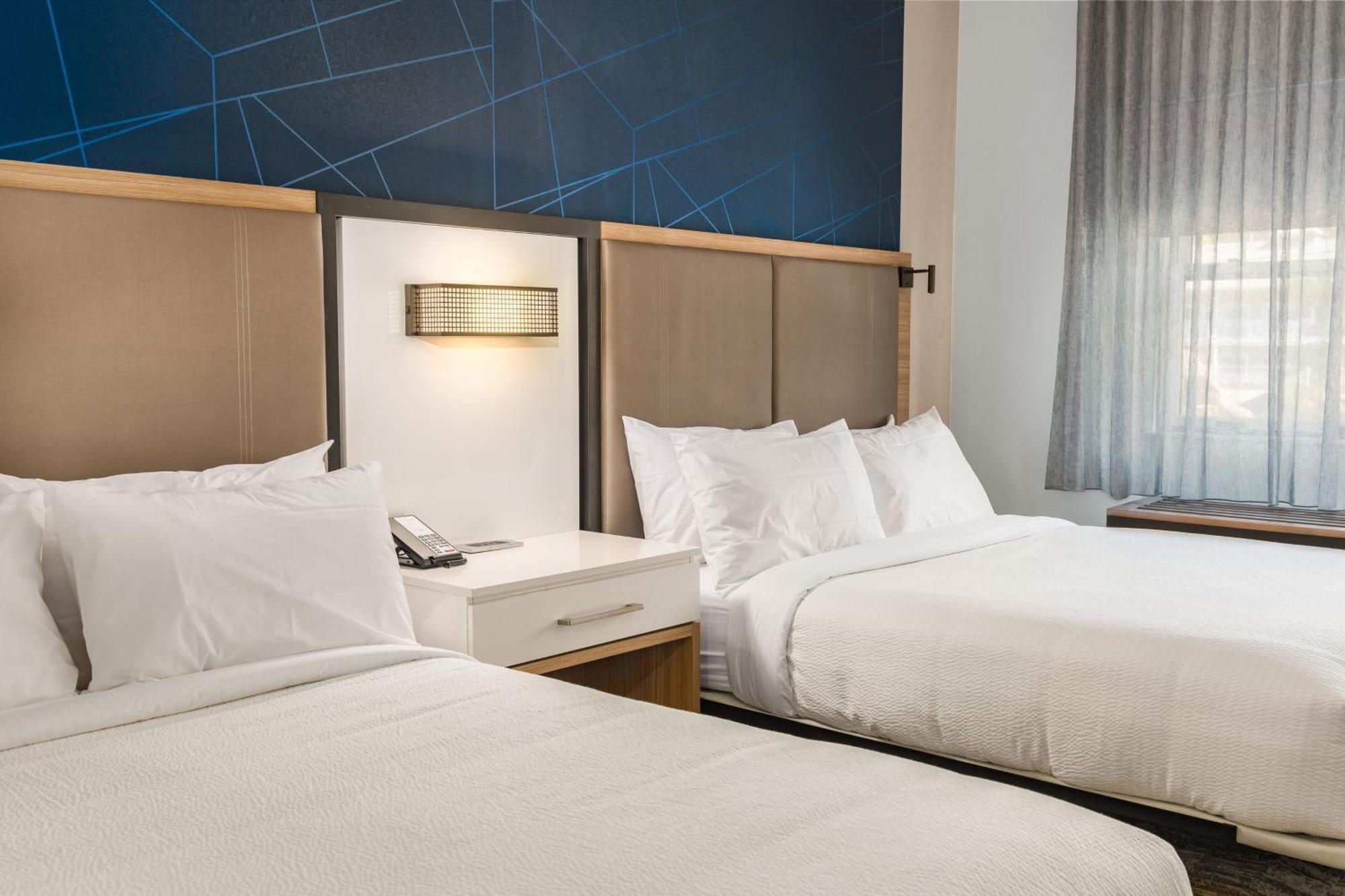 คอมฟอร์ต สวีท Hotel ฟรีพอร์ต ภายนอก รูปภาพ